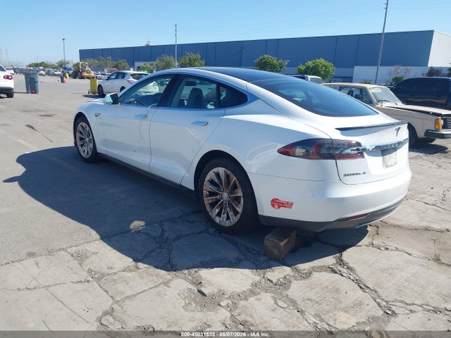 Продажа на аукционе авто 2013 Tesla Model S Performance, vin: 5YJSA1DP6DFP22342, номер лота: 45031533