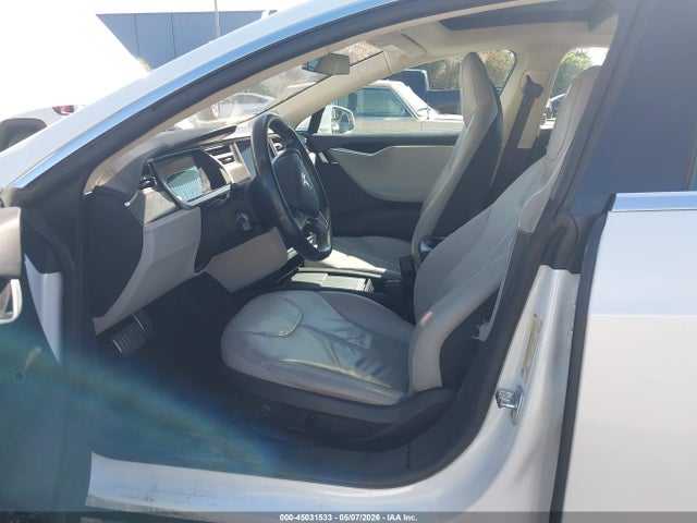 Продажа на аукционе авто 2013 Tesla Model S Performance, vin: 5YJSA1DP6DFP22342, номер лота: 45031533