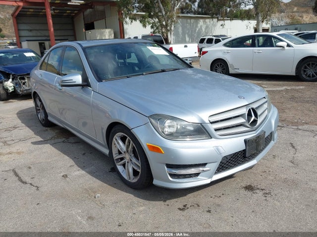 Aukcja sprzedaży 2013 Mercedes-benz C 250 Sport, vin: WDDGF4HB5DA784224, numer aukcji: 45031547