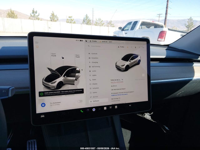 Продаж на аукціоні авто 2025 Tesla Model Y Performance Dual Motor All-wheel Drive, vin: 7SAYGDEF3SF218637, номер лоту: 45031557
