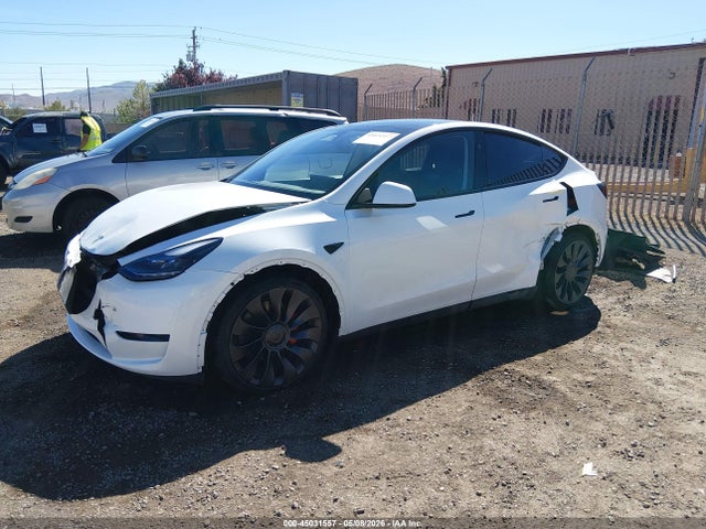 Продаж на аукціоні авто 2025 Tesla Model Y Performance Dual Motor All-wheel Drive, vin: 7SAYGDEF3SF218637, номер лоту: 45031557