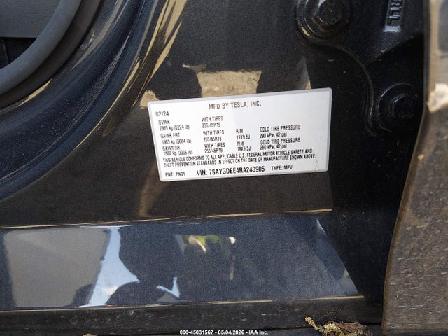 2024 Tesla Model Y Long Range Dual Motor All-wheel Drive მანქანა იყიდება აუქციონზე, vin: 7SAYGDEE4RA240905, აუქციონის ნომერი: 45031567
