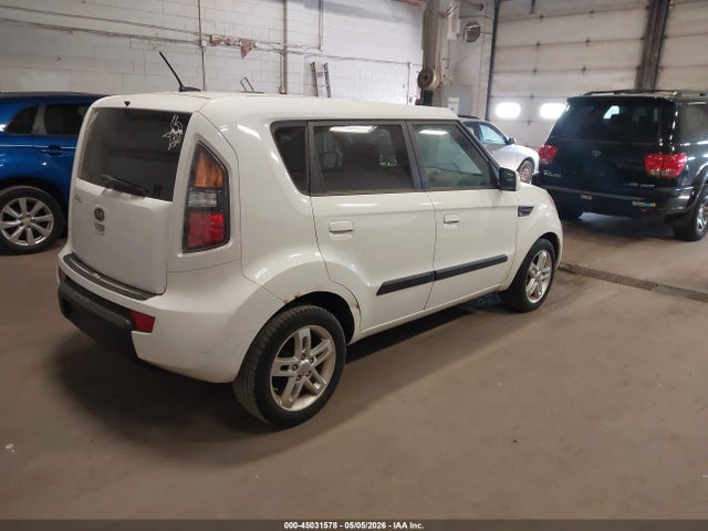 Продажа на аукционе авто 2010 Kia Soul +, vin: KNDJT2A23A7145274, номер лота: 45031578