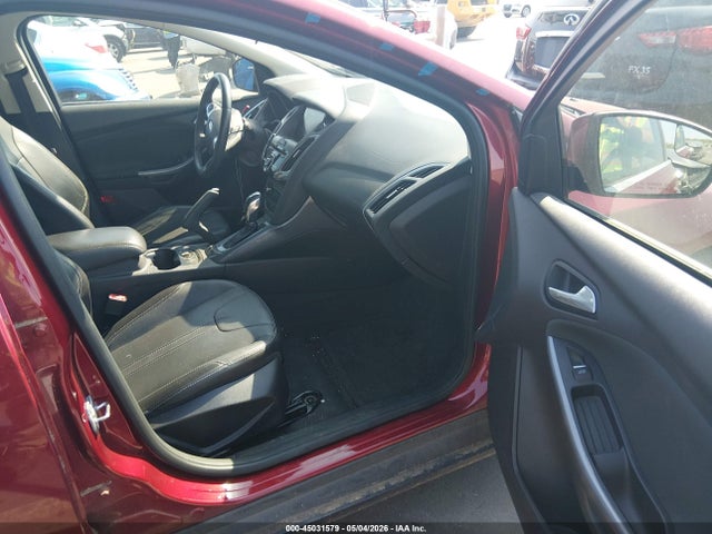 Продаж на аукціоні авто 2014 Ford Focus Titanium, vin: 1FADP3N25EL374706, номер лоту: 45031579
