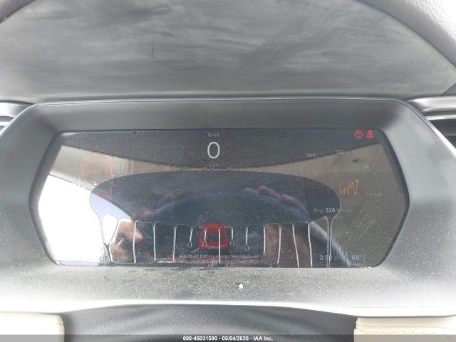 2015 Tesla Model S 70d/85d/p85d მანქანა იყიდება აუქციონზე, vin: 5YJSA1H22FF100922, აუქციონის ნომერი: 45031590