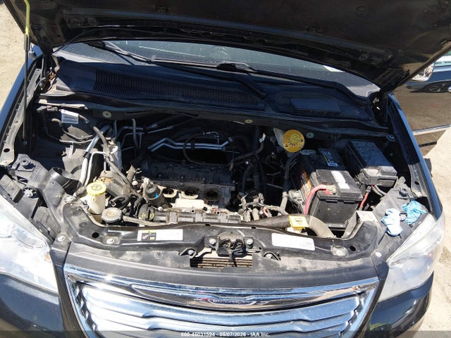 2C7WC1CG6GR221475 Chrysler Town &amp; Country Touring-l