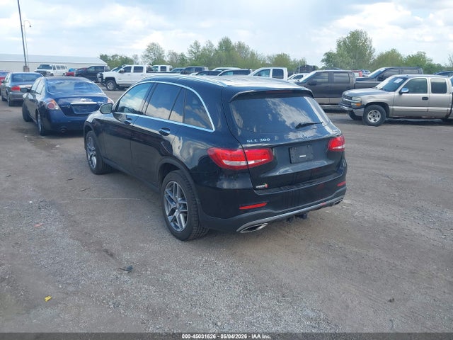 45031626 :رقم المزاد ، WDC0G4KB1HF150817 vin ، 2017 Mercedes-benz Glc 300 4matic مزاد بيع