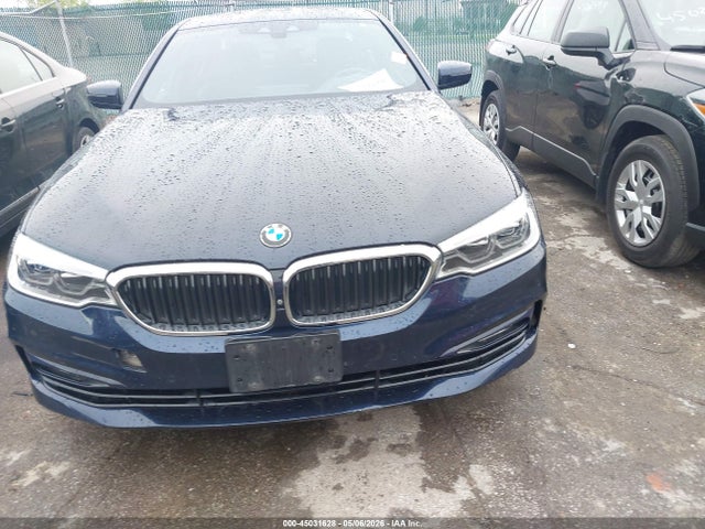 2017 Bmw 530i Xdrive მანქანა იყიდება აუქციონზე, vin: WBAJA7C31HG904178, აუქციონის ნომერი: 45031628
