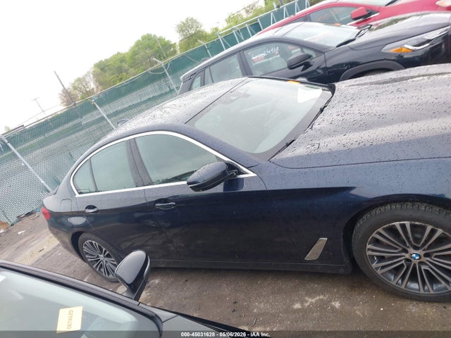 2017 Bmw 530i Xdrive მანქანა იყიდება აუქციონზე, vin: WBAJA7C31HG904178, აუქციონის ნომერი: 45031628