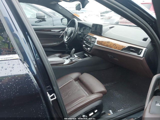 2017 Bmw 530i Xdrive მანქანა იყიდება აუქციონზე, vin: WBAJA7C31HG904178, აუქციონის ნომერი: 45031628