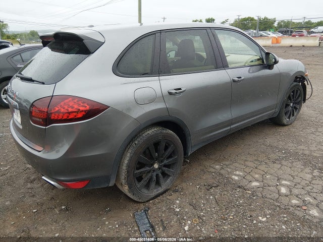 Продажа на аукционе авто 2013 Porsche Cayenne S, vin: WP1AB2A29DLA82422, номер лота: 45031636