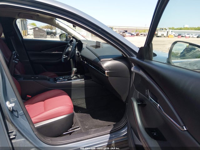 Продажа на аукционе авто 2024 Mazda Cx-30 2.5 S Carbon Edition, vin: 3MVDMBCM3RM645539, номер лота: 45031646