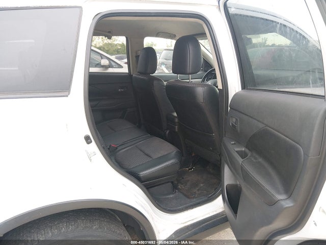 Продаж на аукціоні авто 2015 Mitsubishi Outlander Se, vin: JA4AZ3A38FZ012397, номер лоту: 45031692