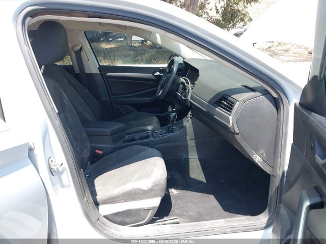 Продаж на аукціоні авто 2019 Volkswagen Jetta 1.4t R-line/1.4t S/1.4t Se, vin: 3VWC57BU2KM031979, номер лоту: 45031696