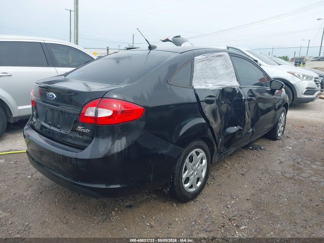 45031723 :رقم المزاد ، 3FADP4BJ5DM191952 vin ، 2013 Ford Fiesta Se مزاد بيع