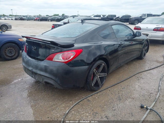 2010 Hyundai Genesis 3.8 Track მანქანა იყიდება აუქციონზე, vin: KMHHU6KH1AU027856, აუქციონის ნომერი: 45031753