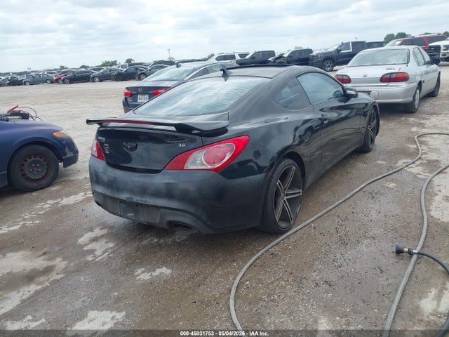 2010 Hyundai Genesis 3.8 Track მანქანა იყიდება აუქციონზე, vin: KMHHU6KH1AU027856, აუქციონის ნომერი: 45031753