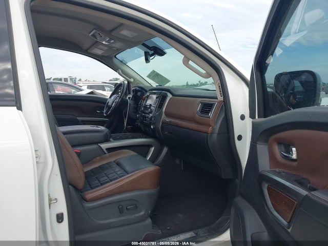 2018 Nissan Titan Platinum Reserve მანქანა იყიდება აუქციონზე, vin: 1N6AA1E51JN549512, აუქციონის ნომერი: 45031781
