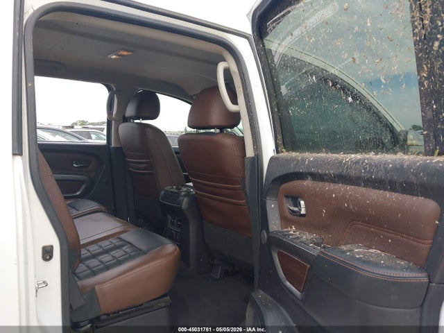 2018 Nissan Titan Platinum Reserve მანქანა იყიდება აუქციონზე, vin: 1N6AA1E51JN549512, აუქციონის ნომერი: 45031781