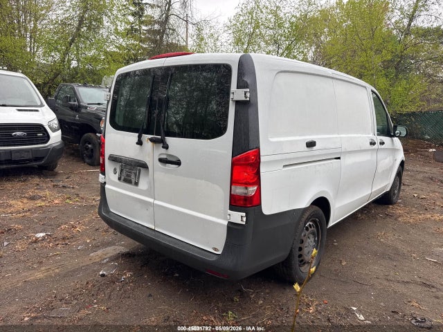 45031792 :رقم المزاد ، WD3PG2EA7G3131209 vin ، 2016 Mercedes-benz Metris مزاد بيع