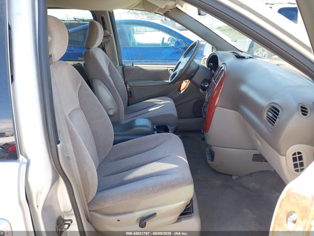 Продажа на аукционе авто 2001 Dodge Grand Caravan Sport, vin: 2B8GP44G81R115702, номер лота: 45031797