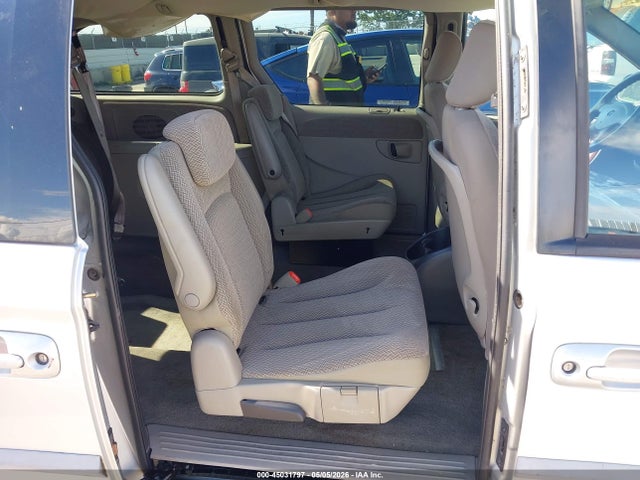 Продажа на аукционе авто 2001 Dodge Grand Caravan Sport, vin: 2B8GP44G81R115702, номер лота: 45031797