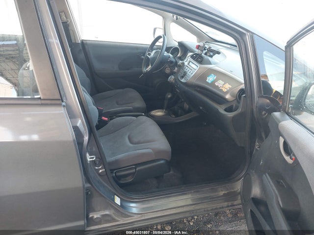 Продажа на аукционе авто 2013 Honda Fit, vin: JHMGE8H3XDC020059, номер лота: 45031807