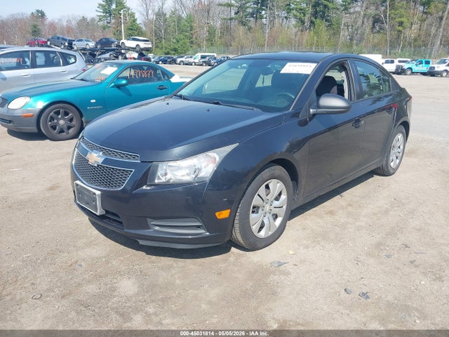 1G1PA5SG3E7221909 Chevrolet Cruze Ls Auto