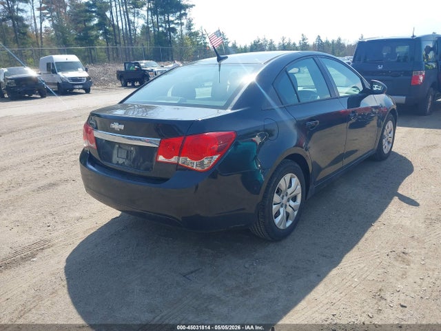 1G1PA5SG3E7221909 Chevrolet Cruze Ls Auto