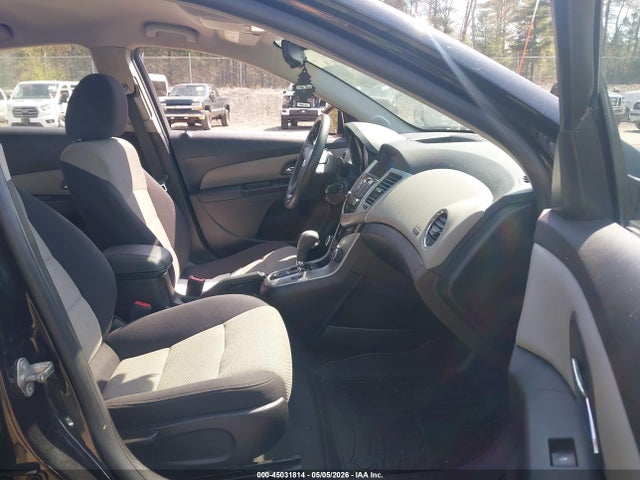 1G1PA5SG3E7221909 Chevrolet Cruze Ls Auto