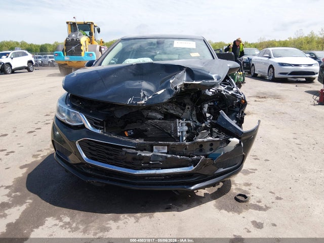 Продажа на аукционе авто 2017 Chevrolet Cruze Ls Auto, vin: 1G1BC5SM4H7278392, номер лота: 45031817