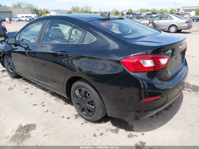 Продажа на аукционе авто 2017 Chevrolet Cruze Ls Auto, vin: 1G1BC5SM4H7278392, номер лота: 45031817