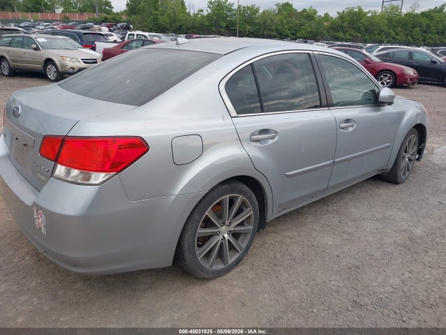 4S3BMBH61E3013654 Subaru Legacy 2.5 I Sport