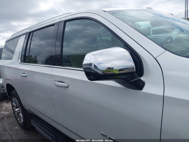 2023 Chevrolet Suburban 4wd Premier მანქანა იყიდება აუქციონზე, vin: 1GNSKFKD5PR197458, აუქციონის ნომერი: 45031827