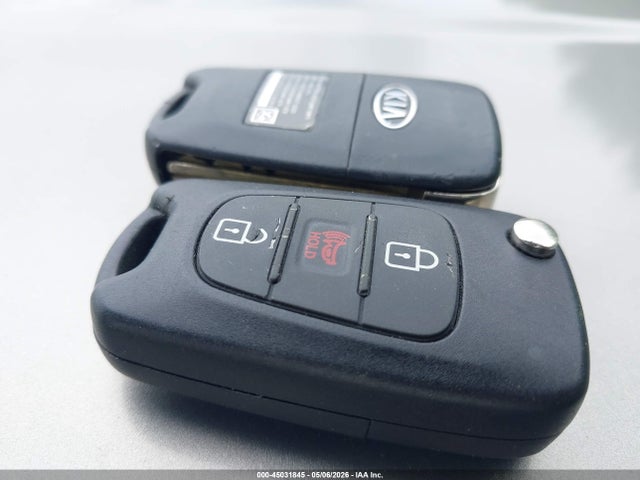 2011 Kia Soul + მანქანა იყიდება აუქციონზე, vin: KNDJT2A27B7329327, აუქციონის ნომერი: 45031845