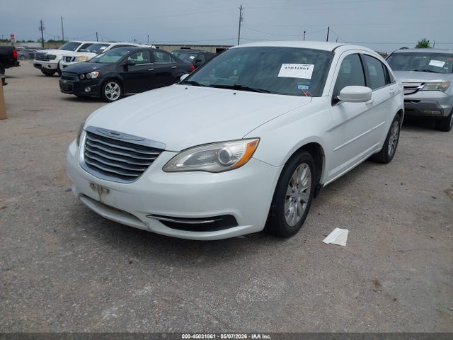 Продажа на аукционе авто 2013 Chrysler 200 Lx, vin: 1C3CCBAB3DN624680, номер лота: 45031861
