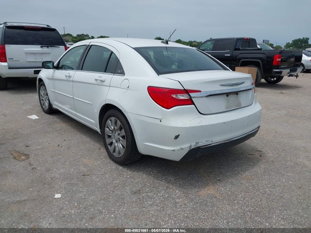 Продажа на аукционе авто 2013 Chrysler 200 Lx, vin: 1C3CCBAB3DN624680, номер лота: 45031861