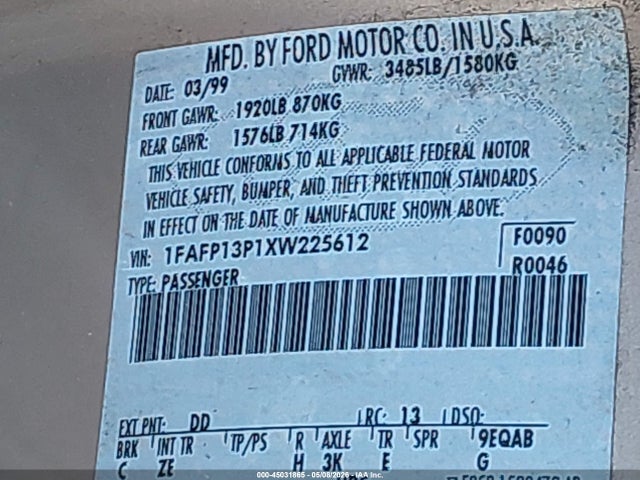 45031865 :رقم المزاد ، 1FAFP13P1XW225612 vin ، 1999 Ford Escort Se مزاد بيع