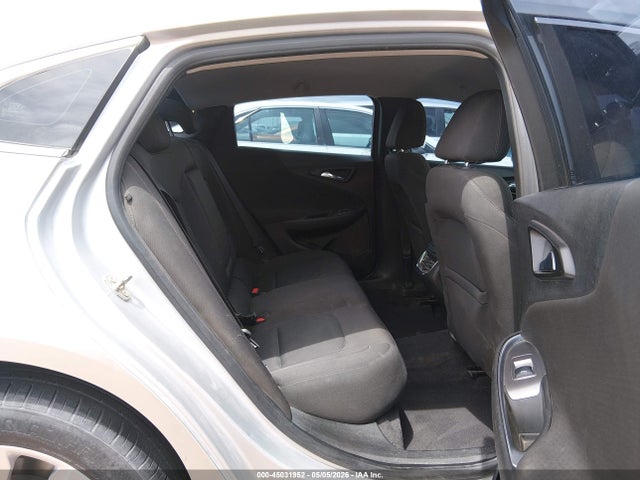 1G1ZD5ST6KF108180 Chevrolet MALIBU LT
