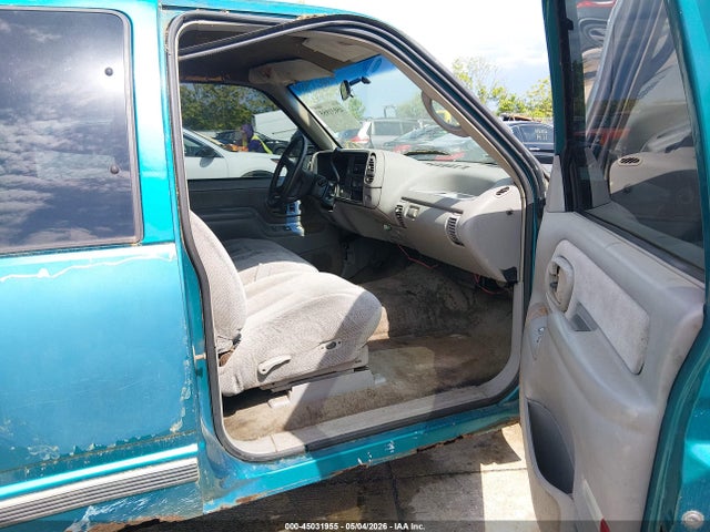 Продаж на аукціоні авто 1996 Chevrolet Gmt-400 C1500, vin: 1GCEC19R6TE238057, номер лоту: 45031955