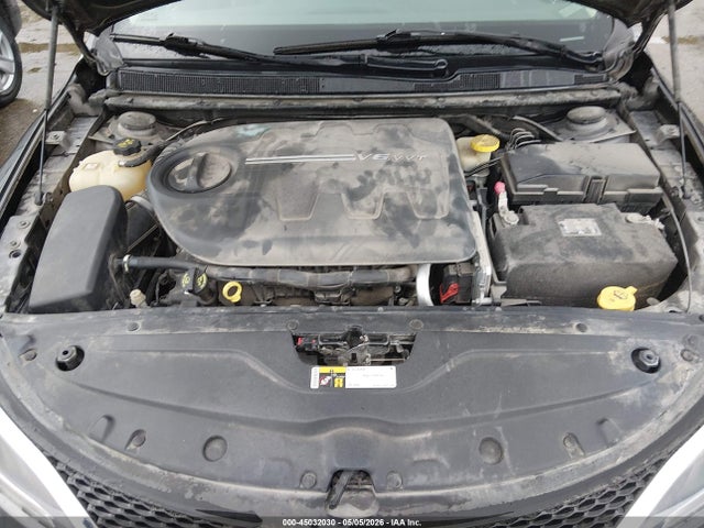 Продажа на аукционе авто 2016 Chrysler 200 Limited Platinum, vin: 1C3CCCAG4GN190596, номер лота: 45032030