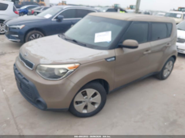45032033 :رقم المزاد ، KNDJN2A29F7137133 vin ، 2015 Kia Soul مزاد بيع