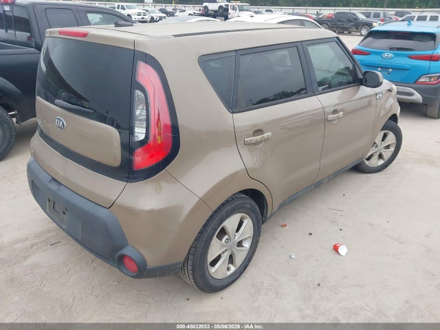 45032033 :رقم المزاد ، KNDJN2A29F7137133 vin ، 2015 Kia Soul مزاد بيع