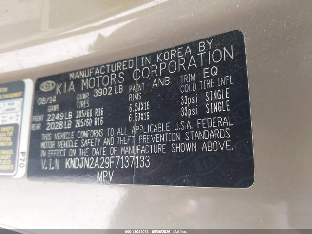 45032033 :رقم المزاد ، KNDJN2A29F7137133 vin ، 2015 Kia Soul مزاد بيع