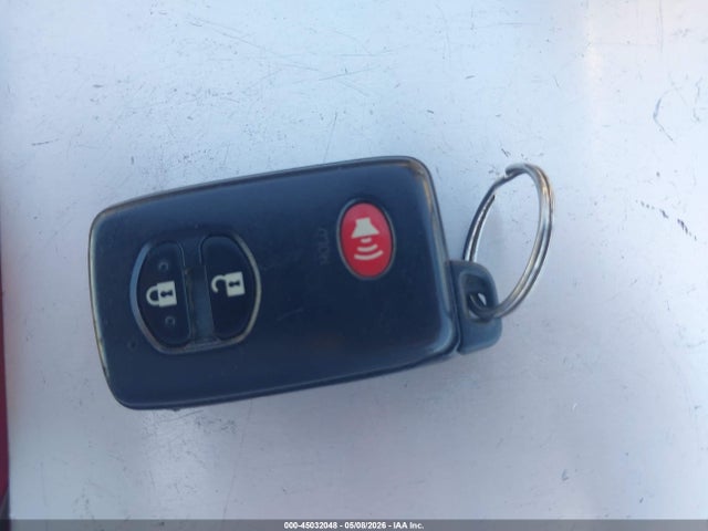 JTDKN3DU3F0424998 Toyota Prius Persona Series Special Edition