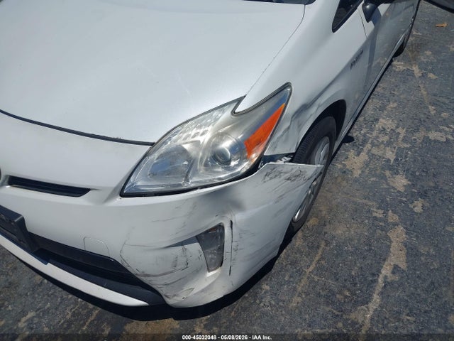 JTDKN3DU3F0424998 Toyota Prius Persona Series Special Edition