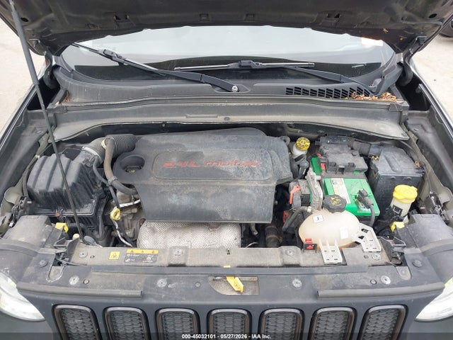 Продажа на аукционе авто 2017 Jeep Renegade Altitude Fwd, vin: ZACCJABB2HPF24125, номер лота: 45032101