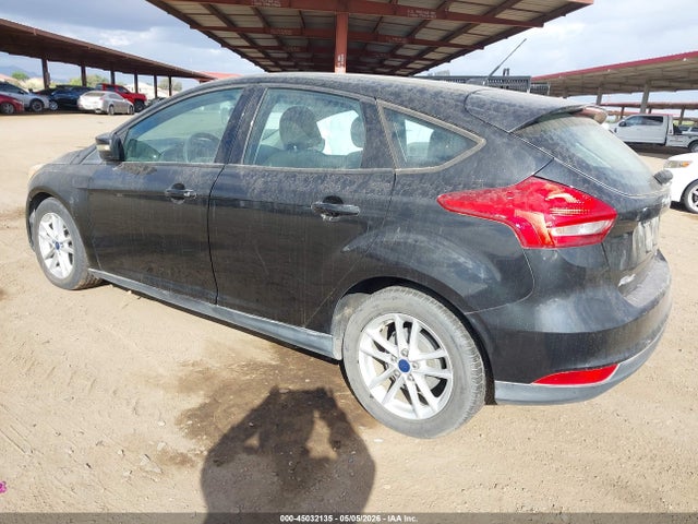 45032135 :رقم المزاد ، 1FADP3K28FL368775 vin ، 2015 Ford Focus Se مزاد بيع