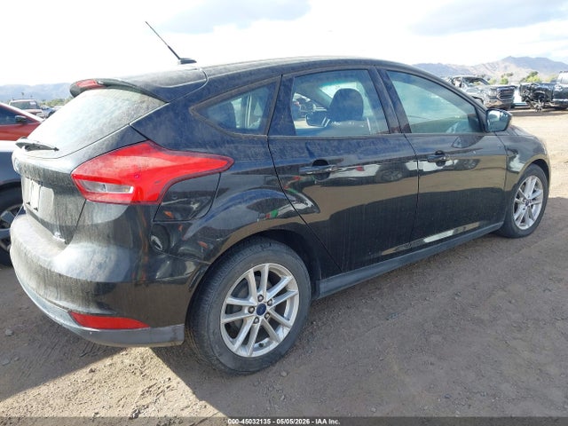 45032135 :رقم المزاد ، 1FADP3K28FL368775 vin ، 2015 Ford Focus Se مزاد بيع