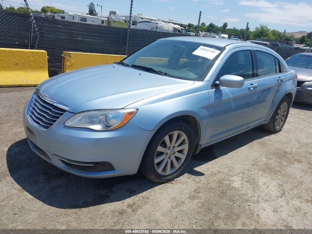 2012 Chrysler 200 Touring მანქანა იყიდება აუქციონზე, vin: 1C3CCBBB3CN300156, აუქციონის ნომერი: 45032182